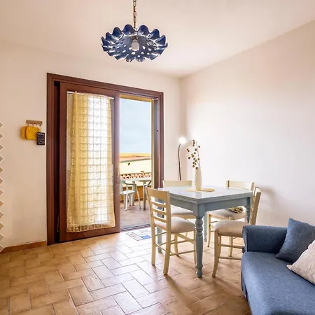 Sunflower, Con Vista Mare Apartment *