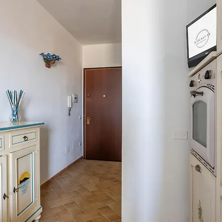 Apartment Sunflower, Con Vista Mare Valledoria (Sardinia)